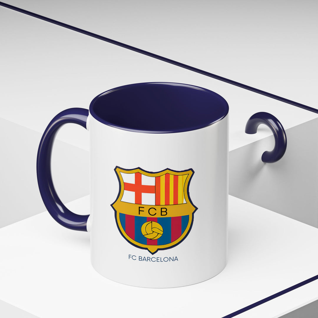 The FC Barcelona mug celebrates the club’s history through stunning designs. Dishwasher-safe and crafted from durable ceramic, it is ideal for daily use or as a thoughtful gift for football fans.