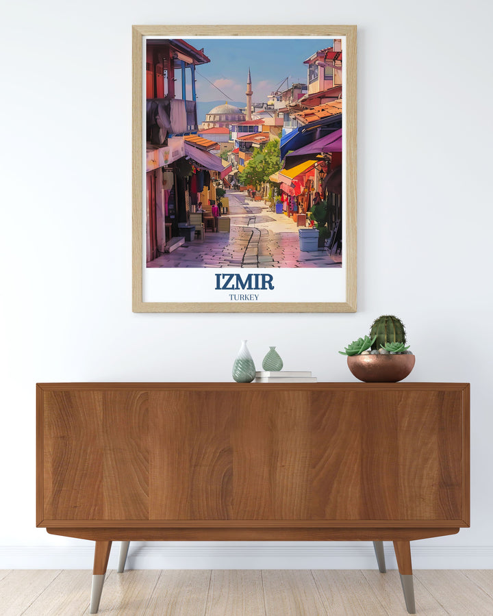 This art print of Kemeralti Bazaar and Başdurak Mosque offers a stunning representation of Izmirs most iconic landmarks, ideal for travel enthusiasts and art collectors.