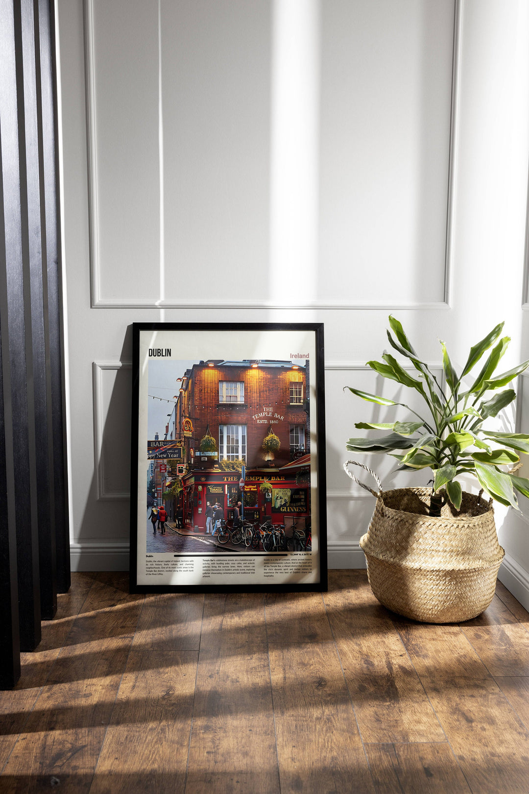 Bring Dublin&#39;s charm into your home with this stylish wall art Ideal as a gift for any occasion