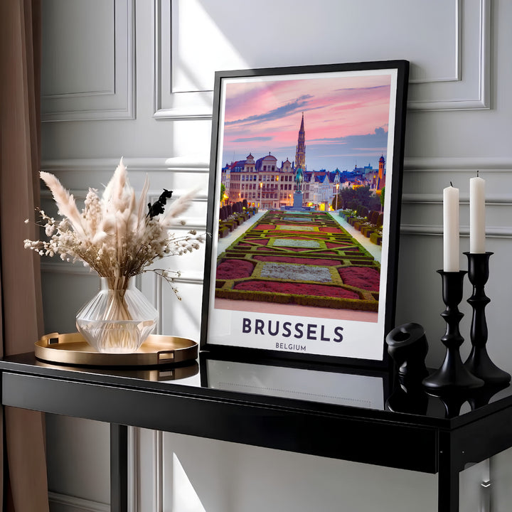 Detailed travel print featuring the manicured hedges, statue, and glowing streetlights at Mont des Arts in Brussels, Belgium, under a pastel sunset sky. Offered by MapYourDreams, this artwork is available in flexible options including unframed paper, custom wooden frames, and gallery canvas wraps.
