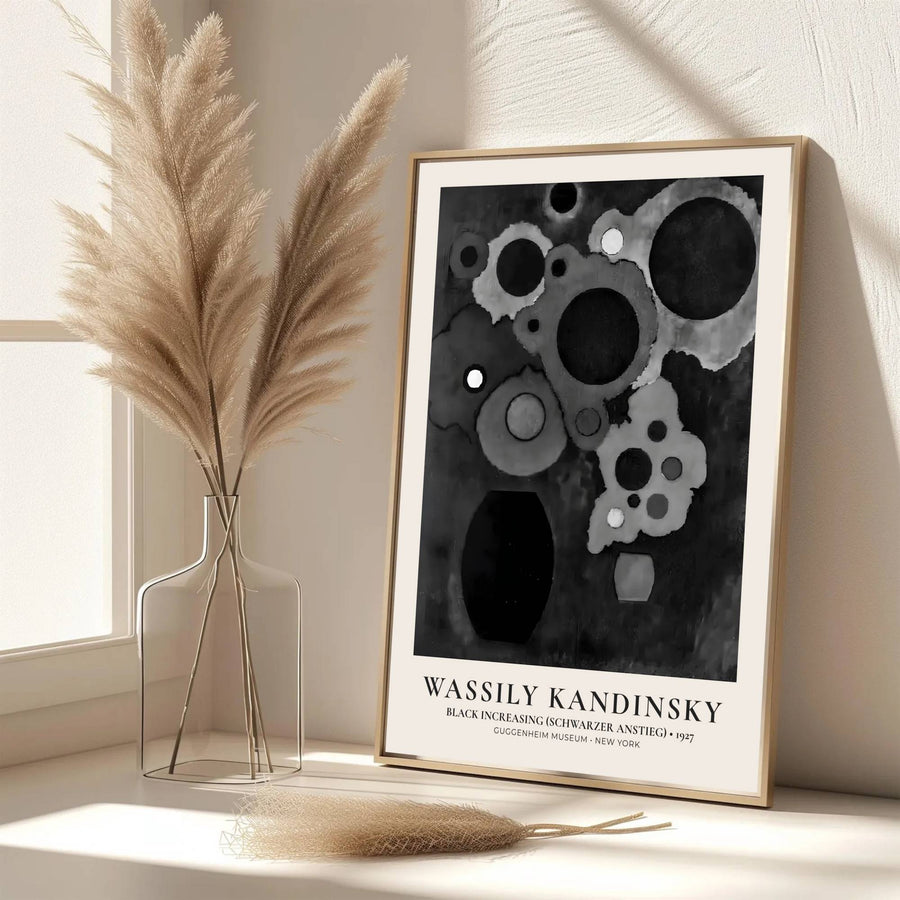 Bringing the sophisticated atmosphere of the Guggenheim Museum straight to your walls, Wassily Kandinsky&